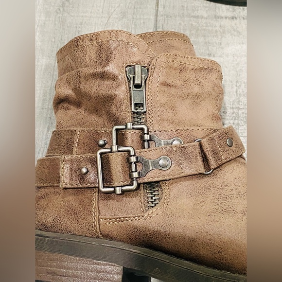 Size 9 Motorcycle Ankle Boots - Picture 9 of 10